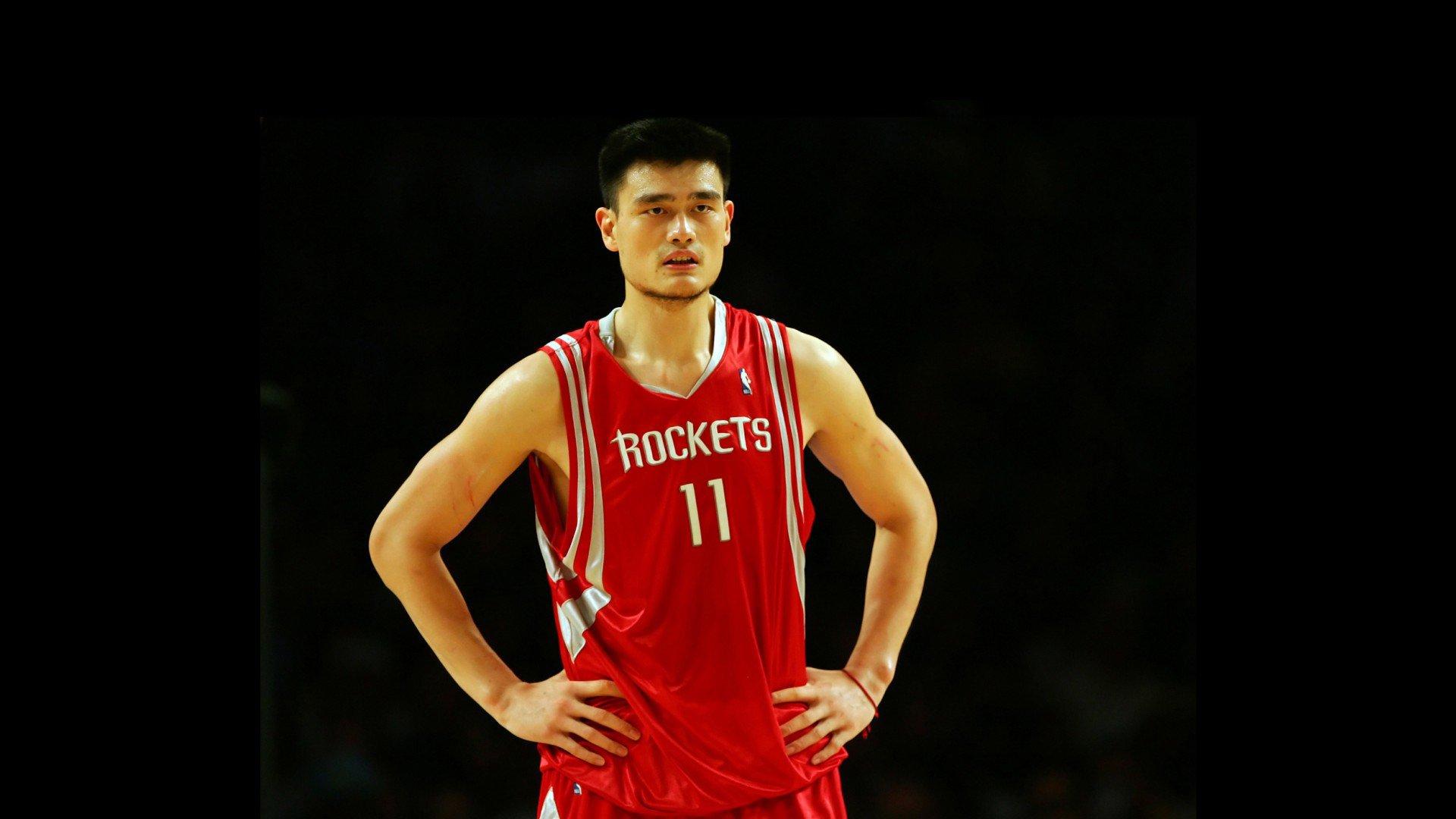小卡争夺战快艇力压湖人猛龙 乌杰里大打诚恳牌
