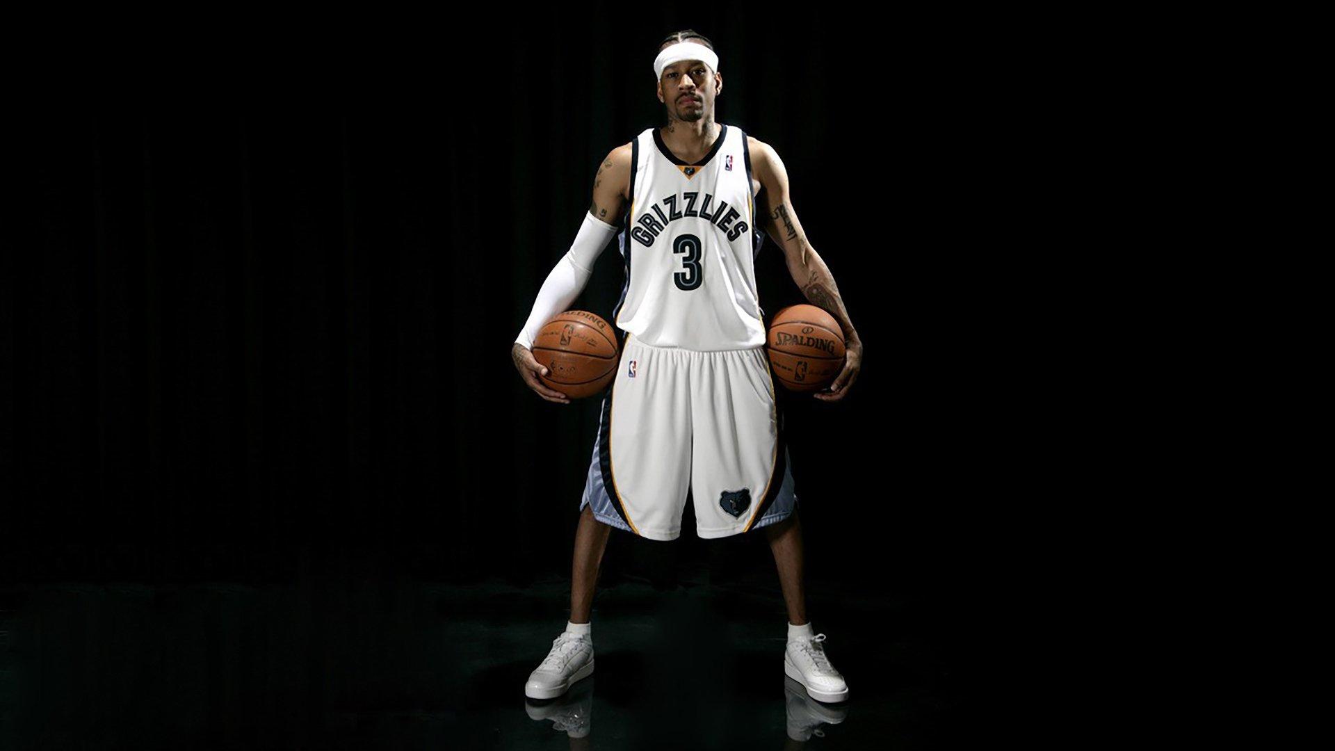 福登畅谈伪九号角色新体验，战术灵活性助我释放进攻潜能