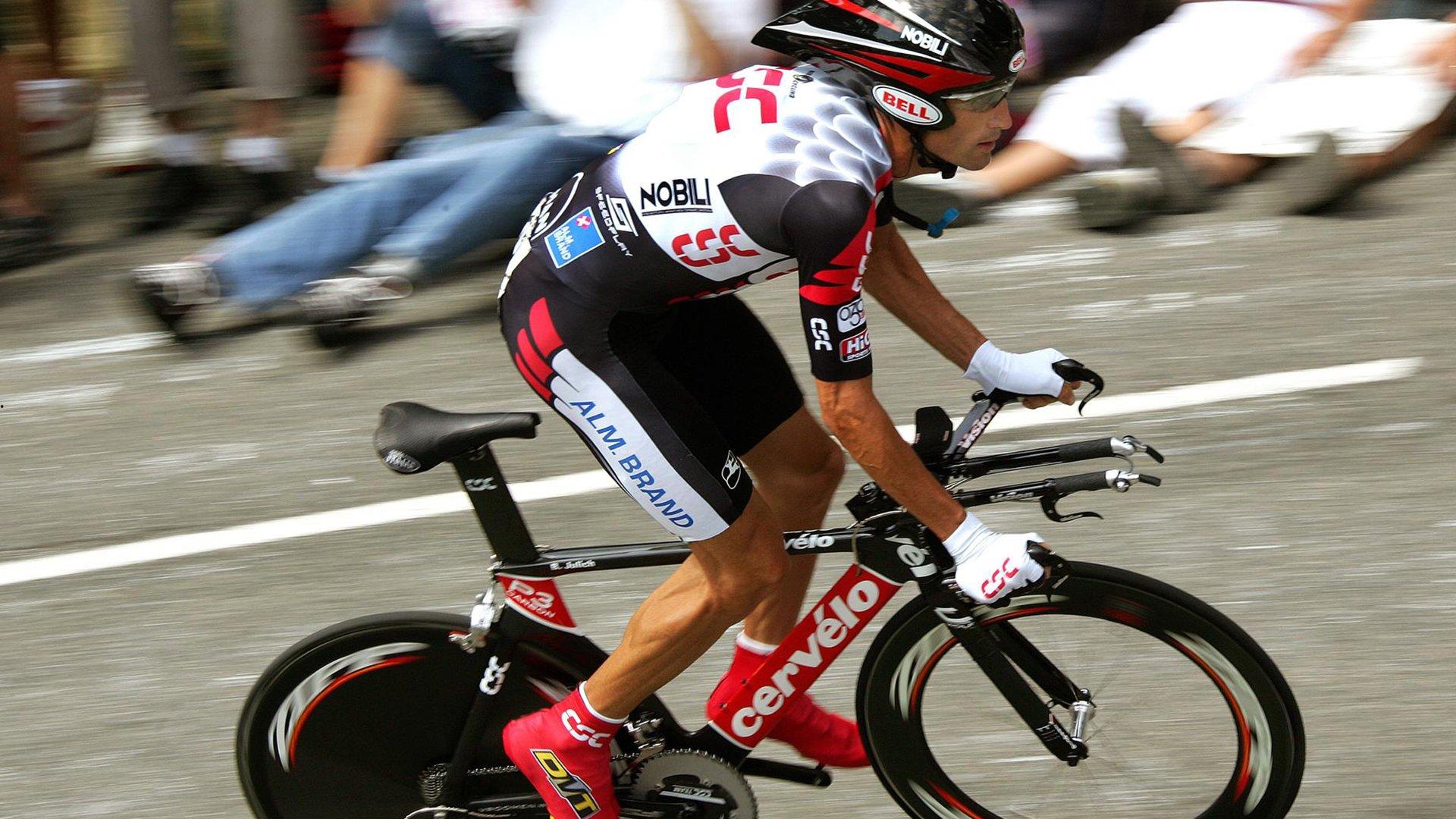 前UFC中量级冠军克里斯·魏德曼正式告别八角笼 传奇生涯画下句点